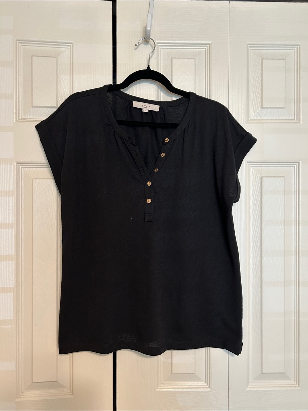 LOFT Black Short-Sleeve Henley Linen Blend Tee - Sz L